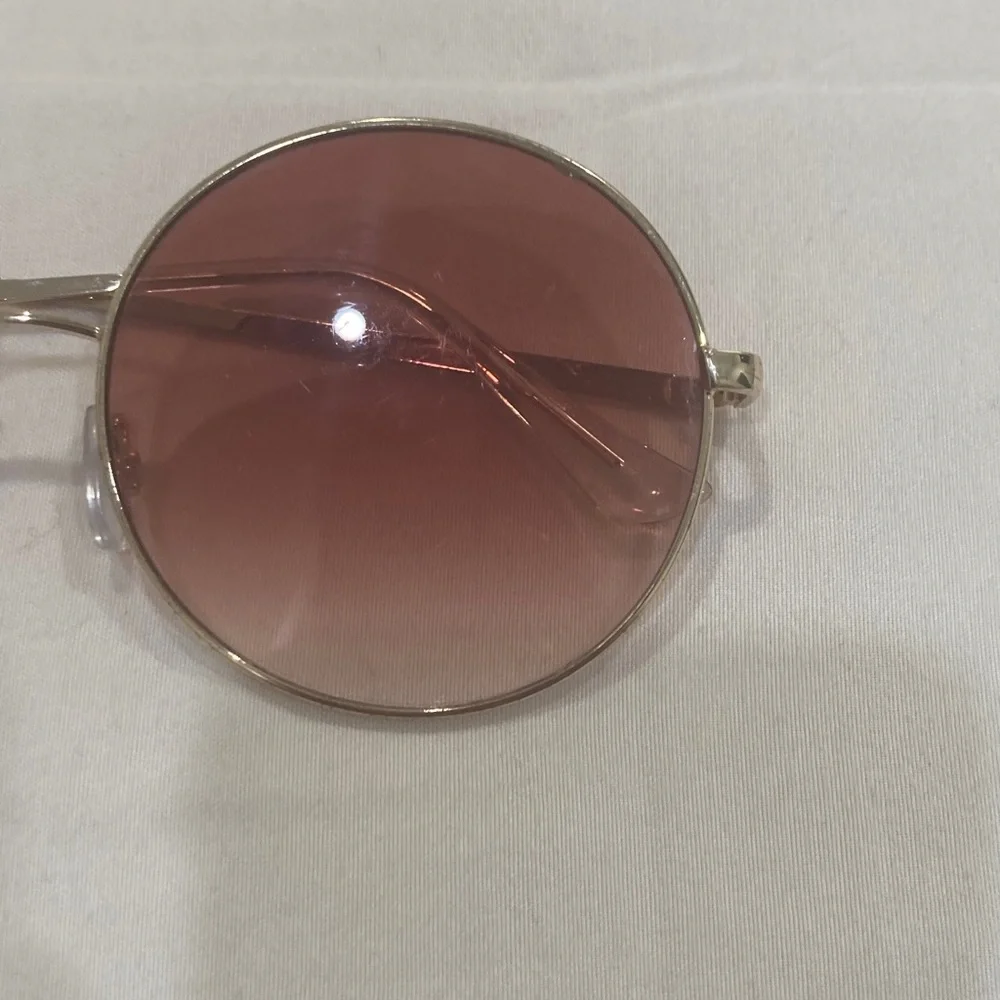 Round Silver Frame Sunglasses with Pink Gradient Lenses